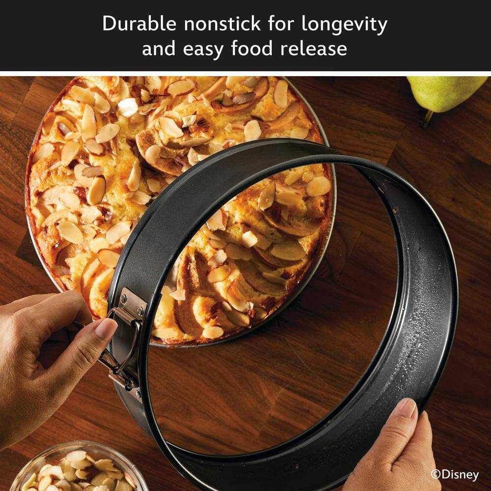 Mickey Mouse Nonstick 9-Inch Round Springform Pan