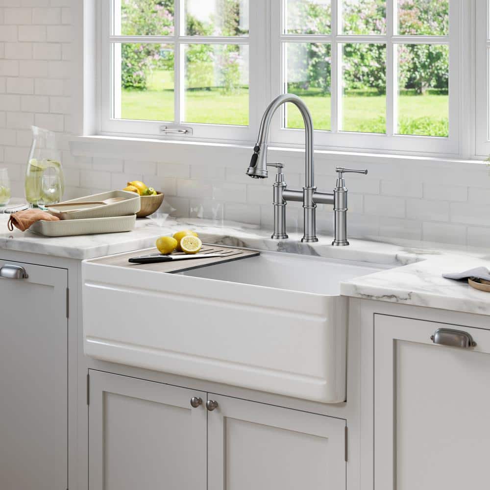 Gloss White Fireclay Farmhouse Single Bowl Kitchen Sink with Accessories