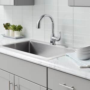 Dylan Single-Handle Pull-Down Sprayer Kitchen Faucet in Polished Chrome