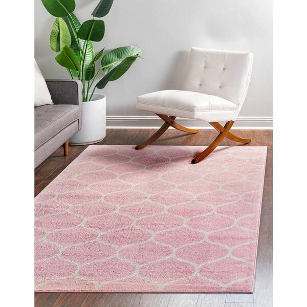 Trellis Frieze Rounded Light Pink 7 ft. x 10 ft. Area Rug