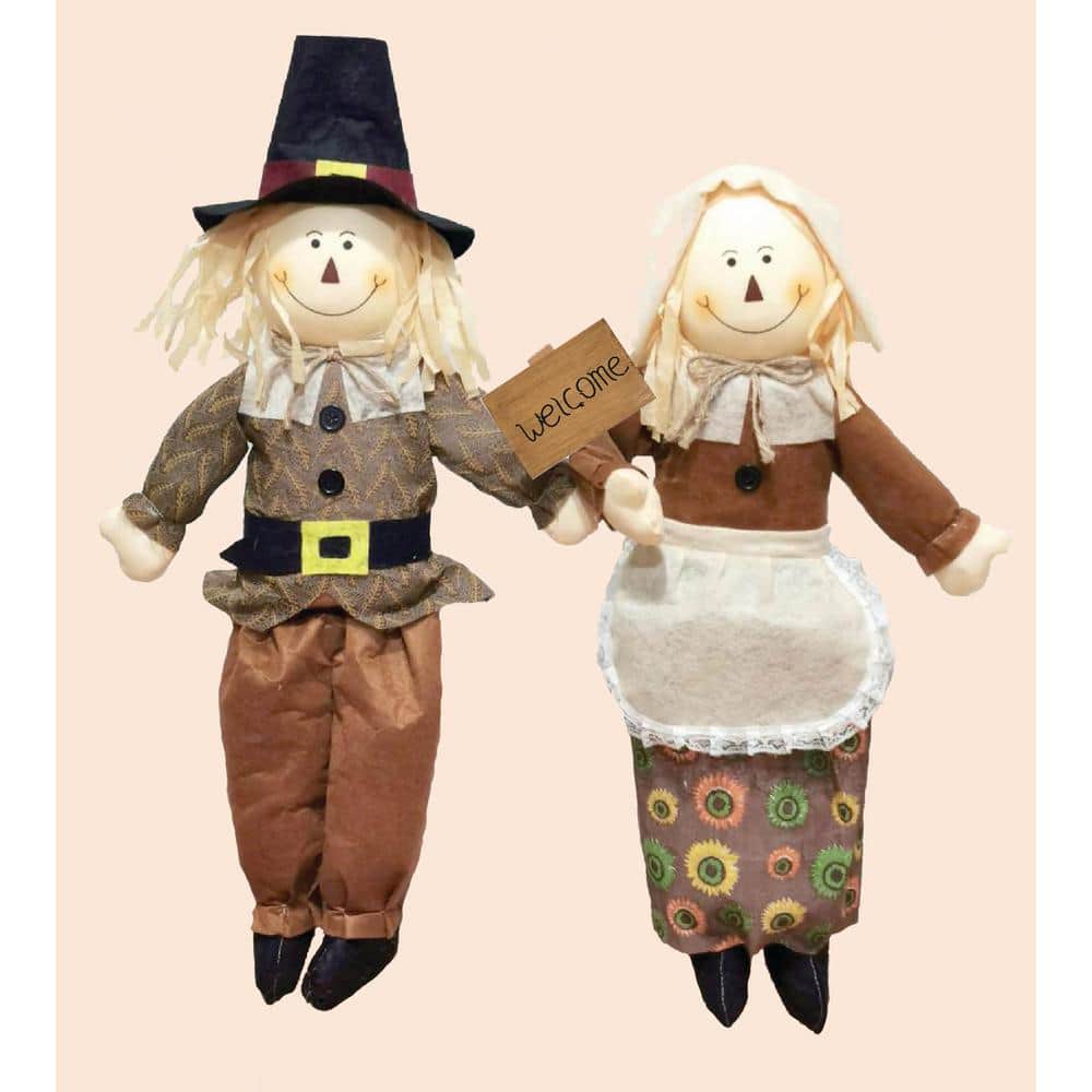 24 in. Sitting Boy And Girl Pilgrim Holding a Welcome Sign