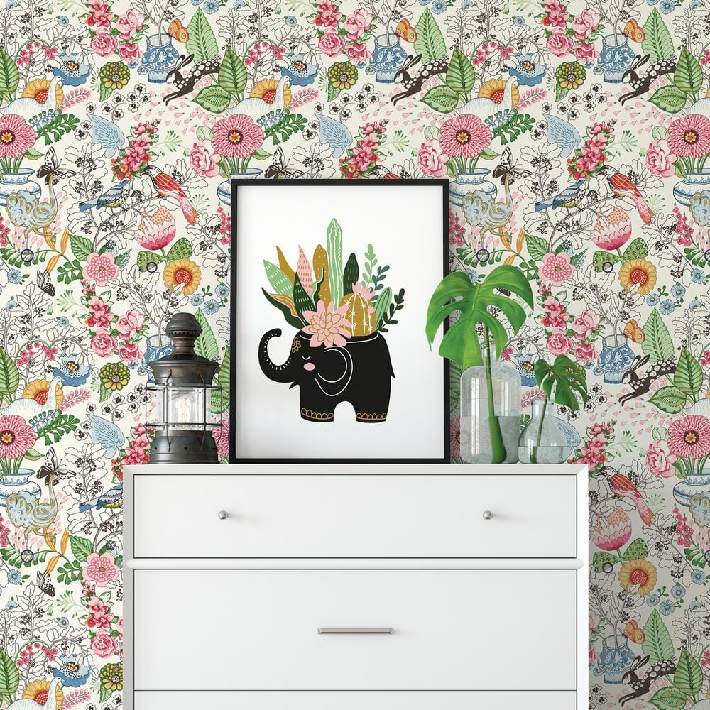 Whimsy Multicolor Fauna Non-Woven Wallpaper Roll
