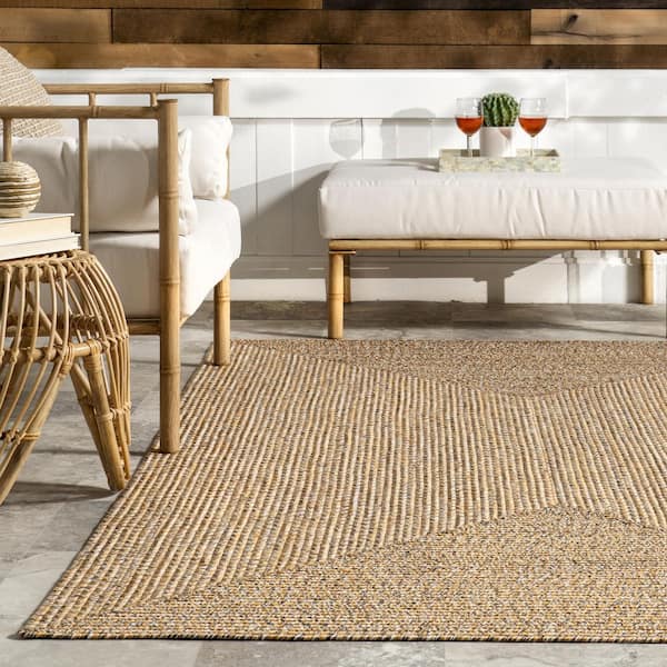 nuLOOM Water Resistant Braided Weave Outdoor Rug