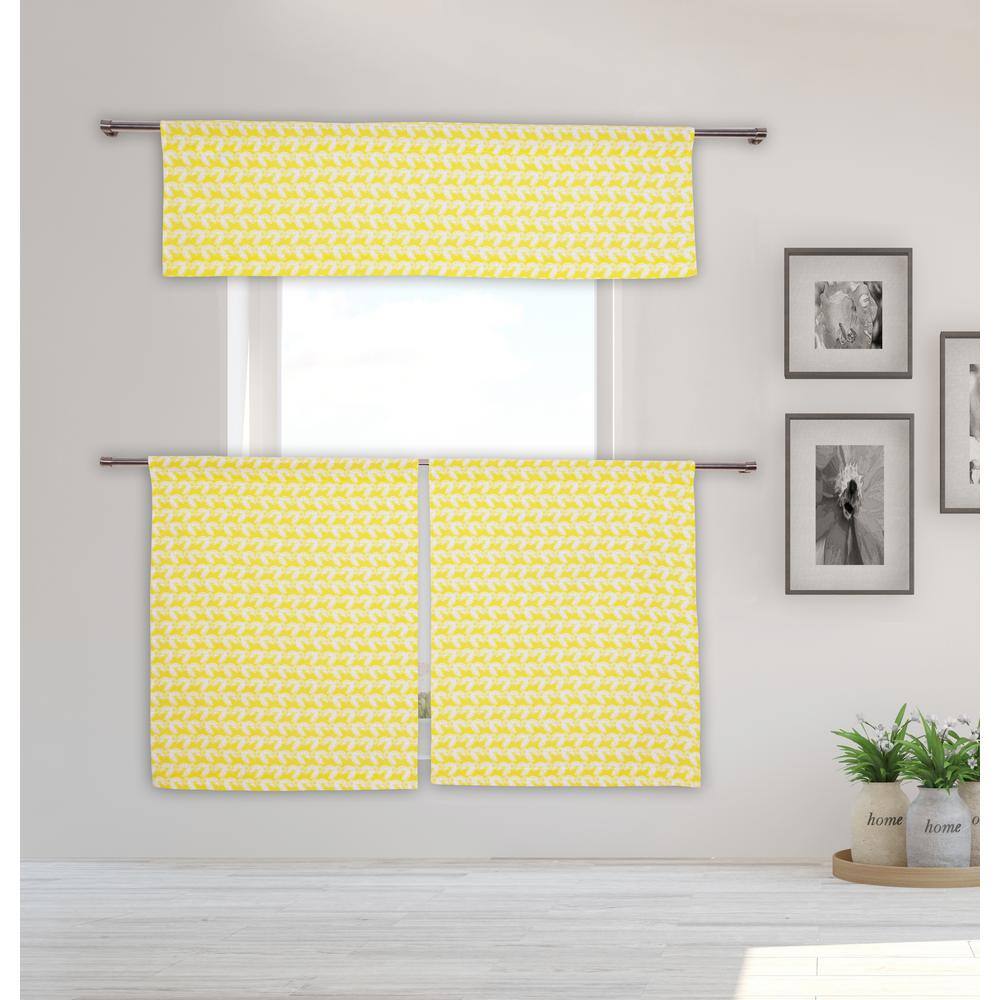 Lemon Yellow Novelty Rod Pocket Room Darkening Curtain - 15 in. W x 58 in. 