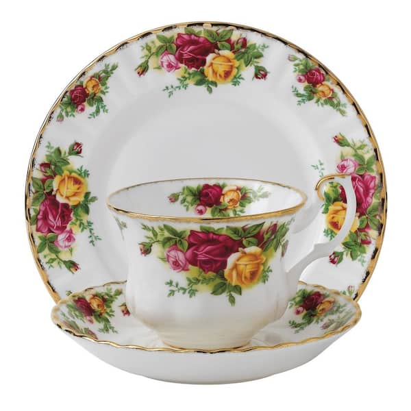 ROYAL ALBERT Old Country Roses Set - Teacup, Saucer and Plate 8 in. (Set of 3)