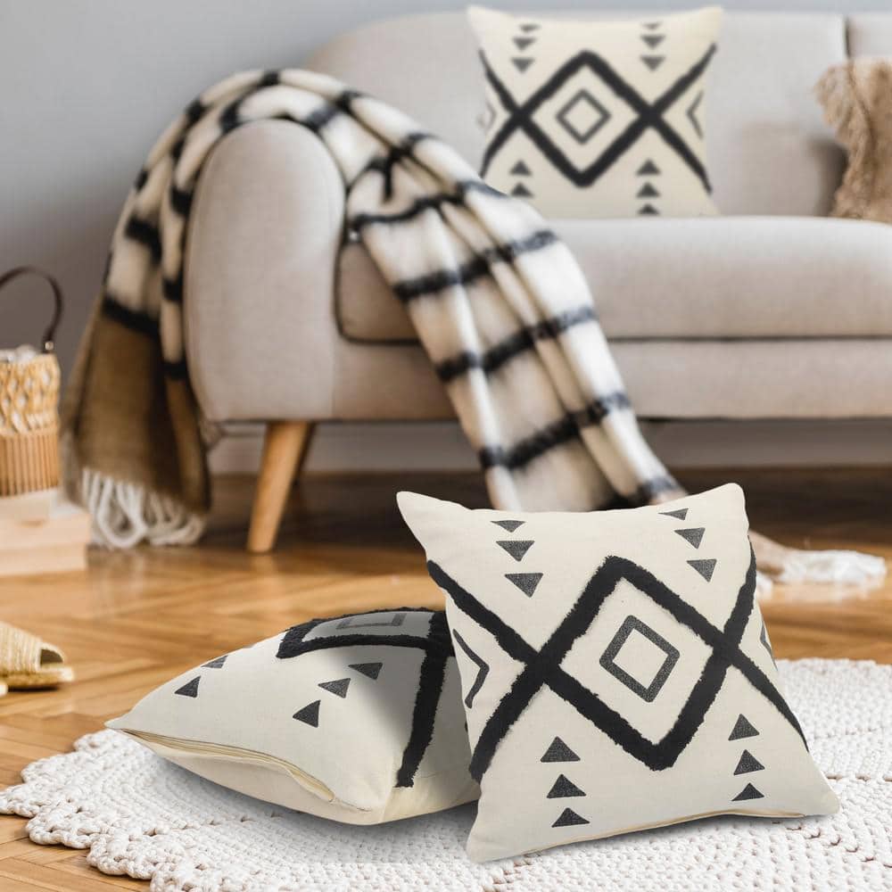 20" Black and Off-White Cotton Geometric Tufted Throw Pillow