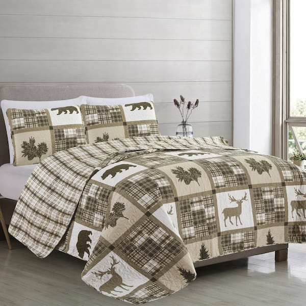 FRESHFOLDS Green/Taupe Twin Lodge Patchwork 2-Piece Microfiber Quilt Set Bedspread