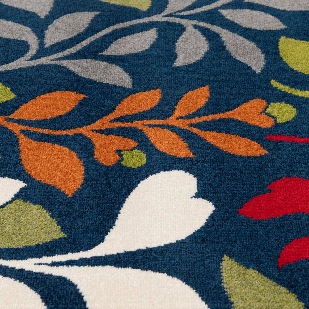 Blue and Green Floral Polypropylene Indoor/Outdoor Area Rug