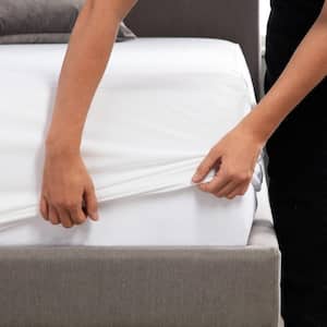 Hotel-Grade White 5-Sided Jersey Cal King Mattress Protector