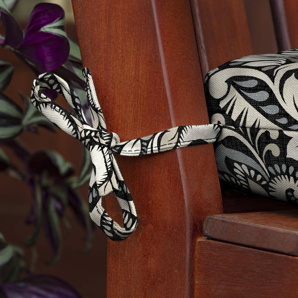Black Aurora Damask Outdoor Wicker Chair Cushion, 20 x 18