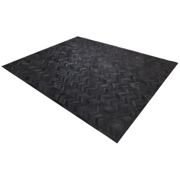 Meir Black 5 ft. x 8 ft. Chevron Indoor Area Rug