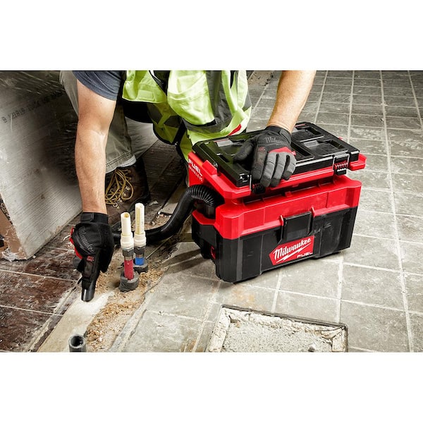 Milwaukee M18 FUEL PACKOUT 18-Volt Lithium-Ion Cordless 2.5 Gal