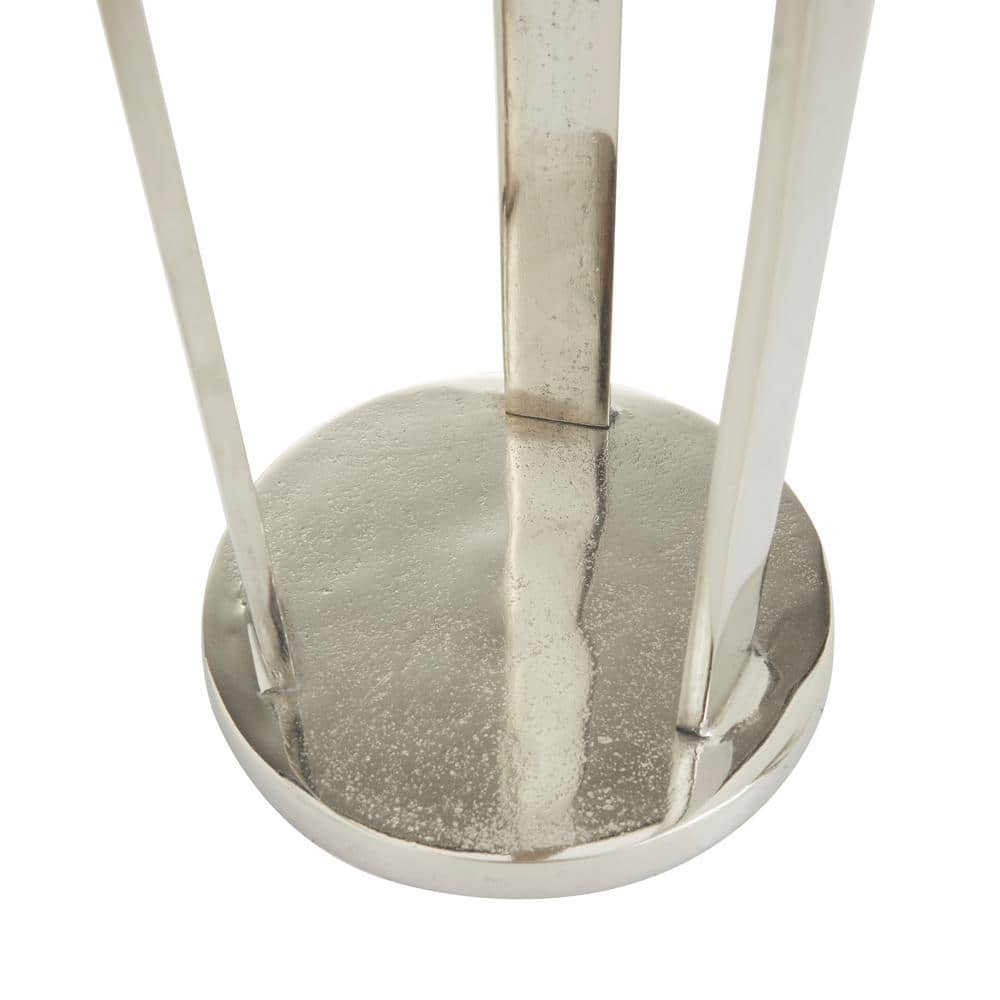 Contemporary Silver Aluminum Geometric Pillar Candle Holder Set
