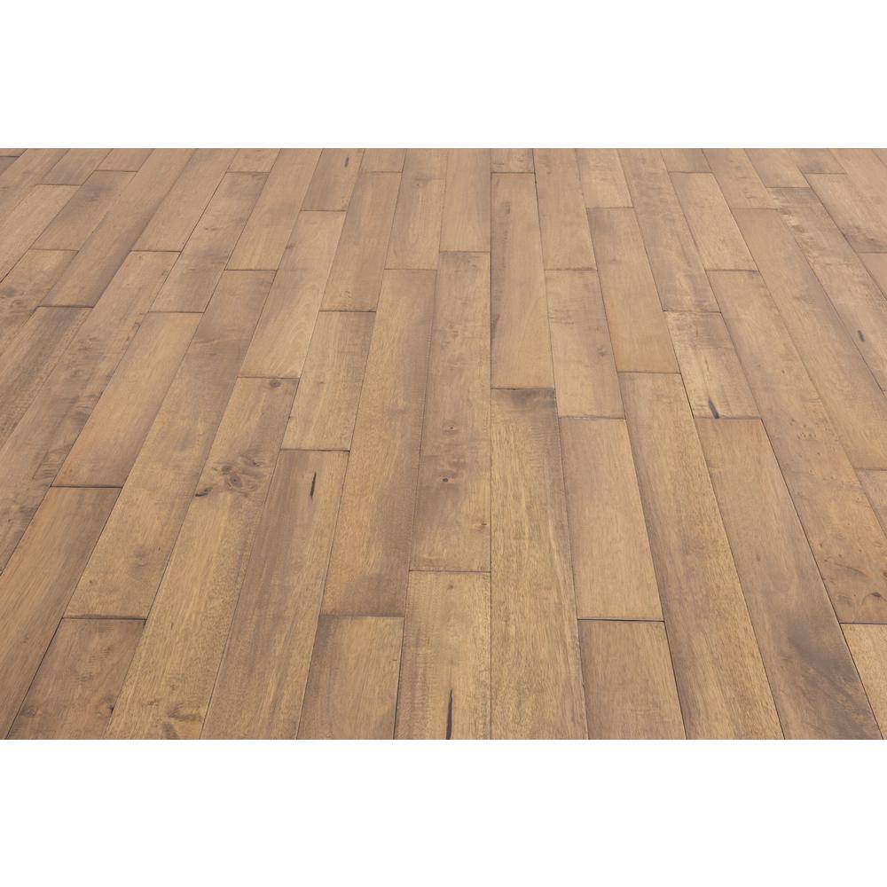 A30002 Caucho Wood Oakcrest 3/4 in. Thick x 4.5 in. Wide x Varying