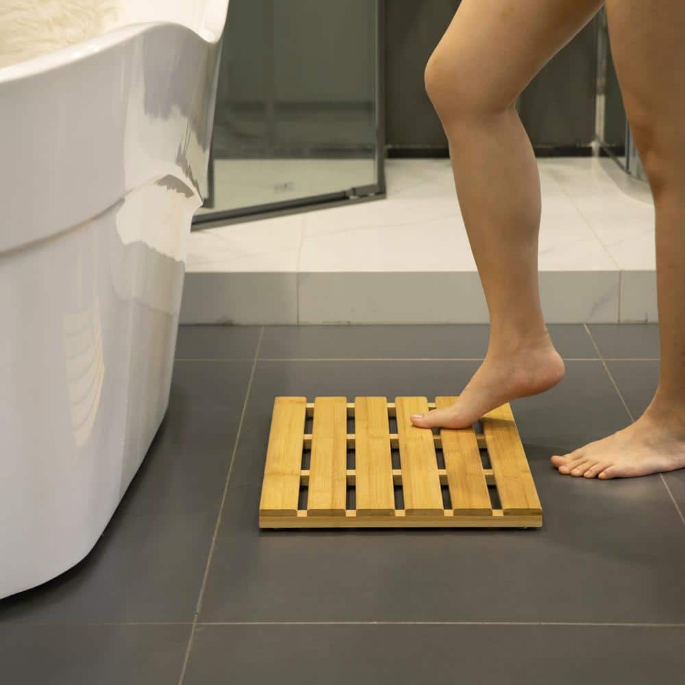 Natural Bamboo Non-Slip Waterproof Bath Mat for Indoor and Outdoor Use