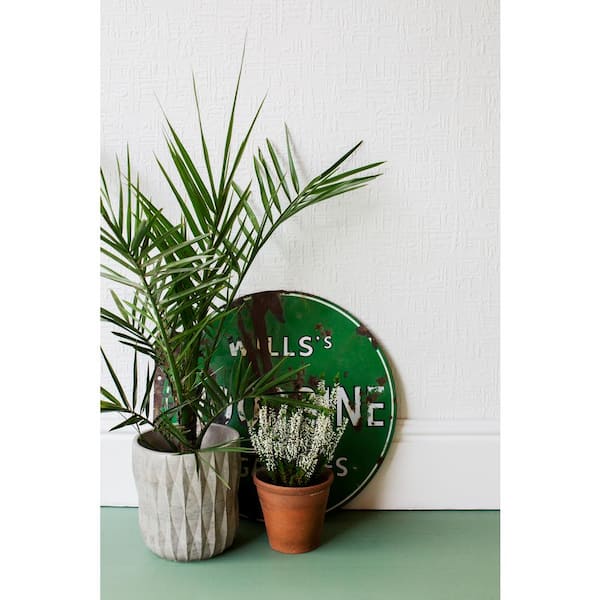 Edward Paintable Supaglypta Vinyl Strippable Wallpaper (Covers 56.4 sq. ft.)