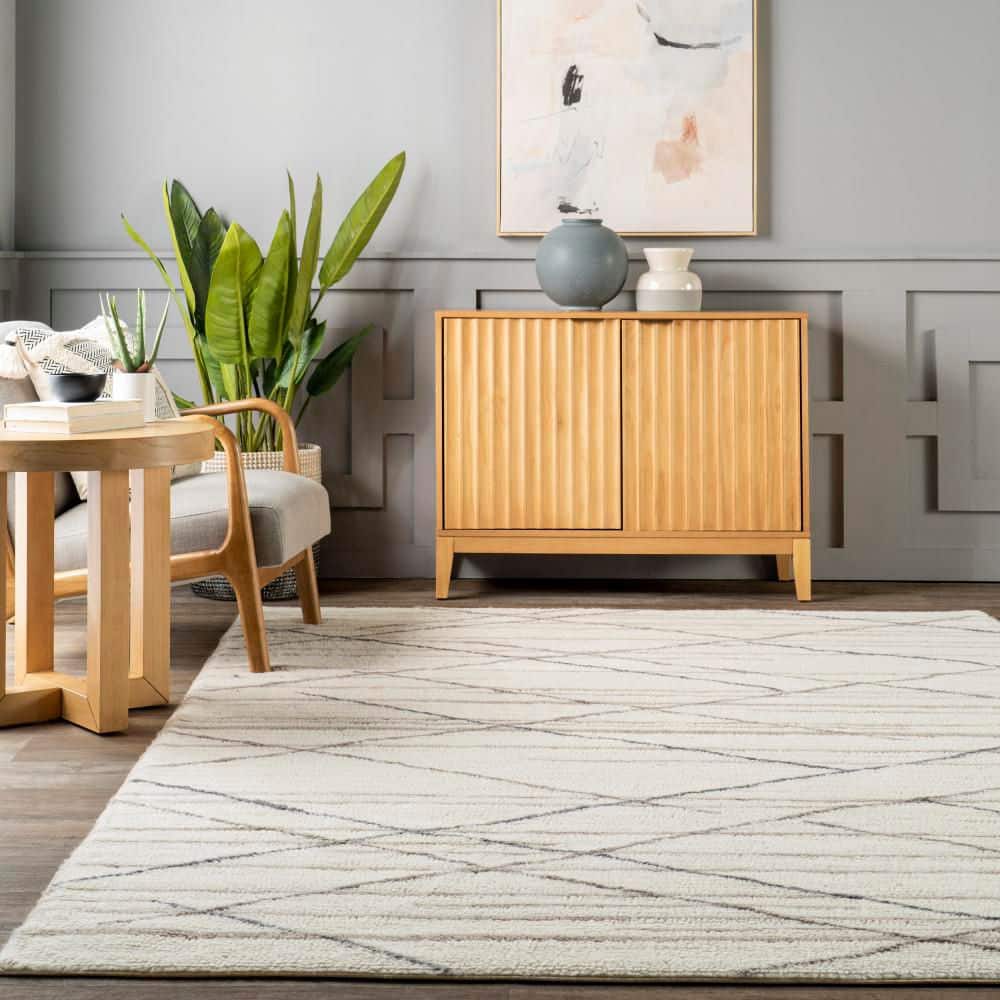 Ivory Stripe Tufted Wool 5' x 8' Washable Area Rug