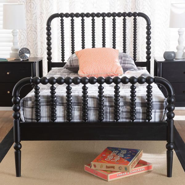Lucera Black Wood Frame Full Platform Bed