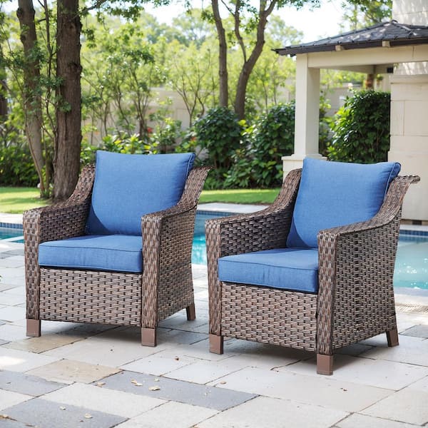 moosprr Porch Brown Wicker Outdoor Lounge Chair with Blue Cushions and 4 In. Wide Armrest (2-Pack)