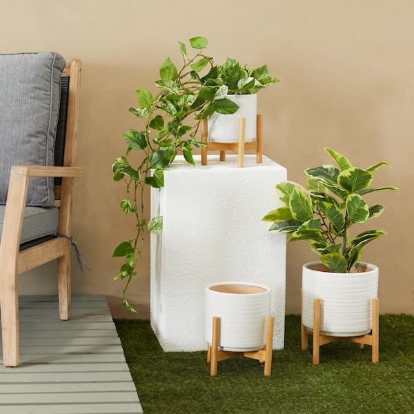 Novogratz 12 in., 11 in., and 9 in. Medium White Ceramic Planter with Removable Wood Stand (3- Pack)