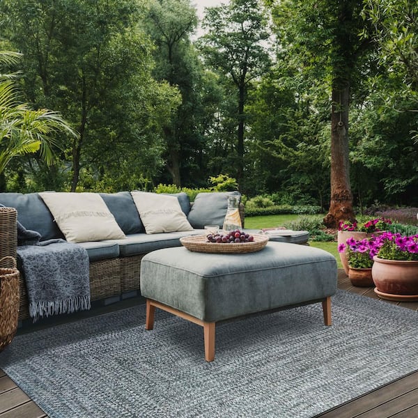 Braided Light Blue/White 3 ft. x 5 ft. Solid Indoor/Outdoor Area Rug