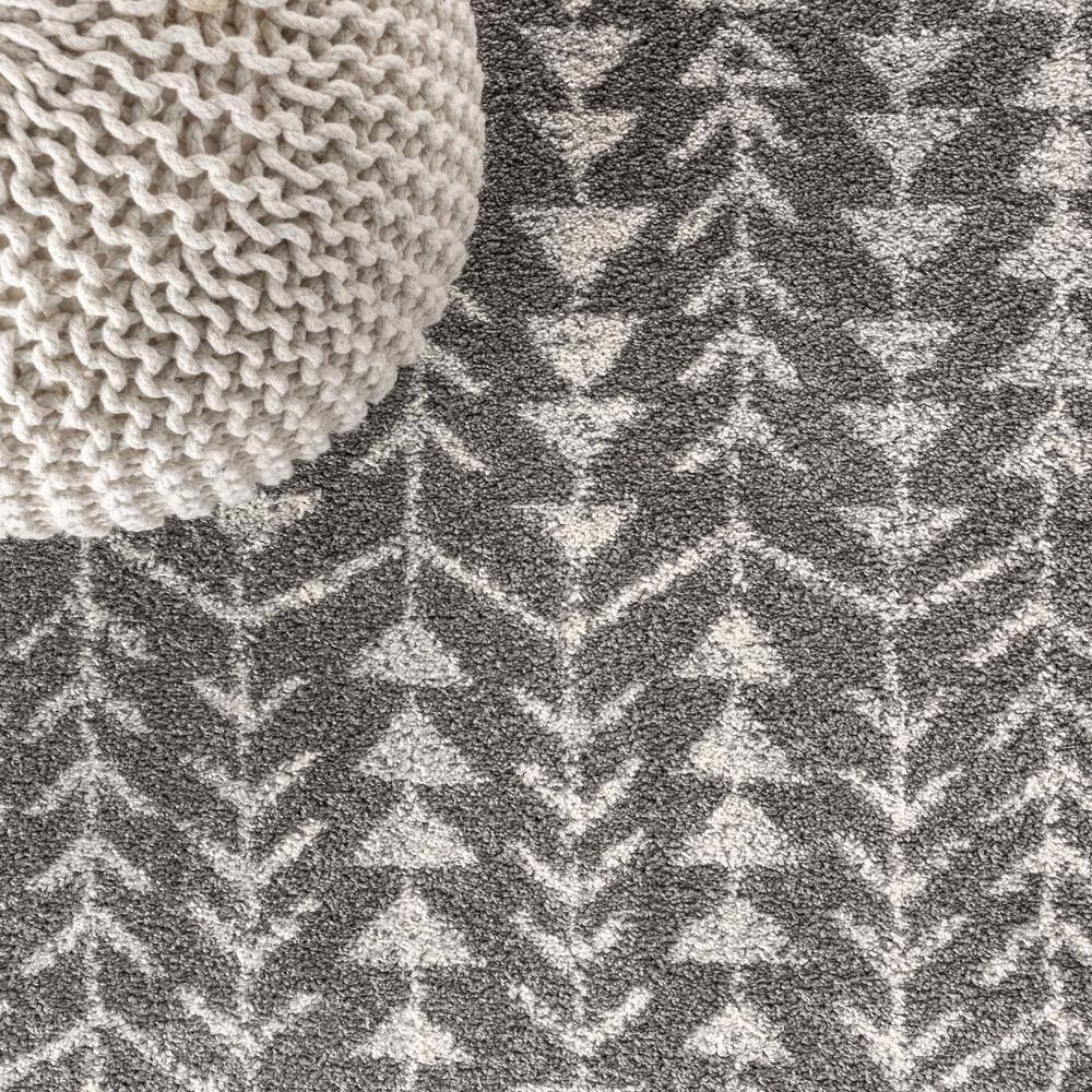 Modern Vintage-Inspired Moroccan Tribal Grey/Cream Runner Rug