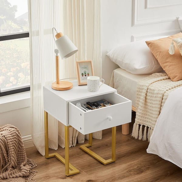 25 bedside tables that are as stylish as they are functional