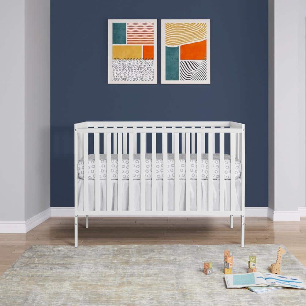 White 5-in-1 Convertible Crib with Adjustable Mattress Support