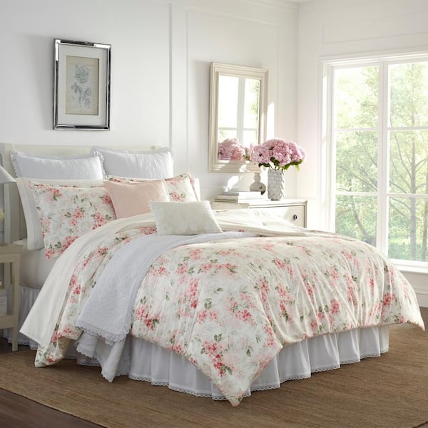 Laura Ashley Wisteria 2-Piece Pink Floral Plush Microfiber Twin