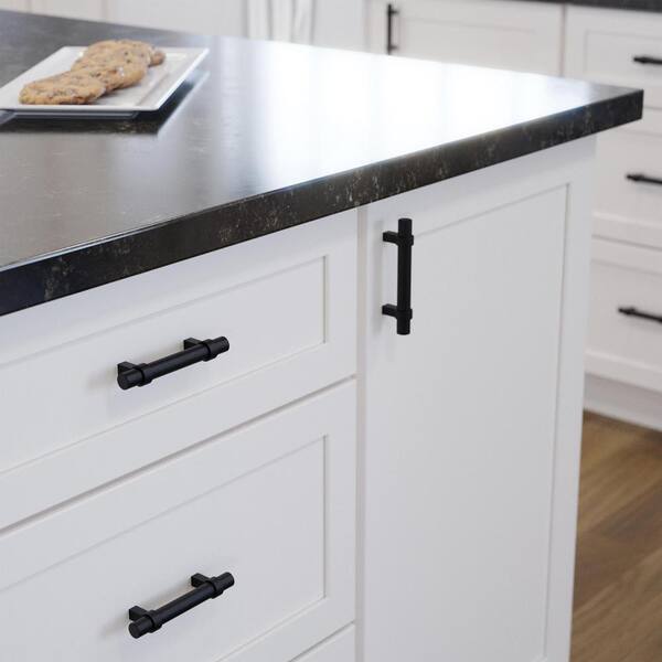 Franklin Brass Simple Wrapped Bar 3 in. (76 mm) Matte Black