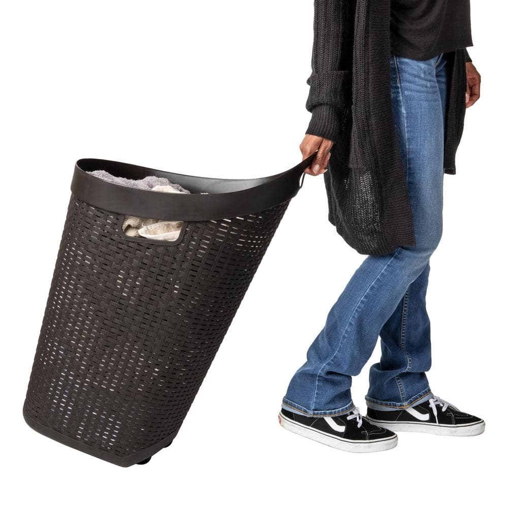 Brown Wicker Rolling Laundry Hamper with Lid and Wheels