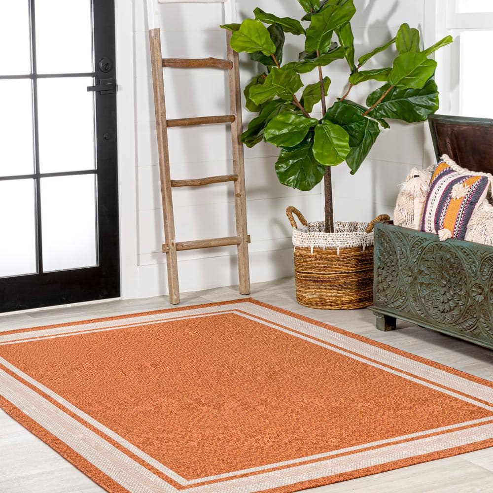 Ivory Stripe Easy-Care 4' x 6' Synthetic Indoor/Outdoor Rug