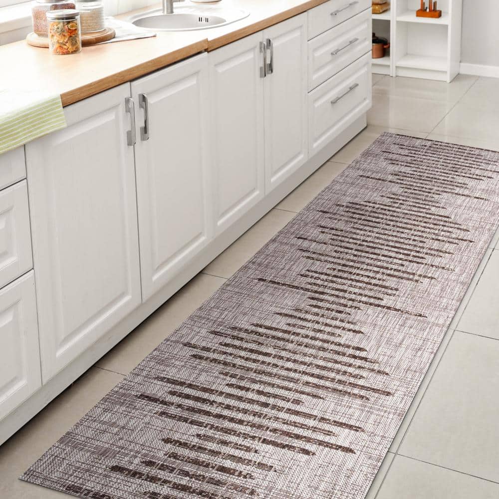 Santa Monica Modern Stripe Synthetic 2x10 Rug in Beige/Brown