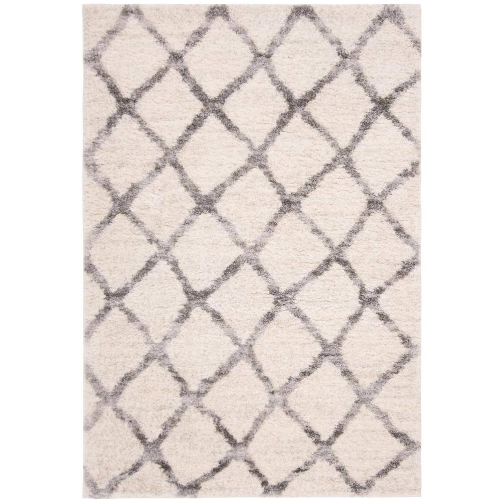 Luxurious Hand-Knotted Gray Shag Area Rug 5' x 7'