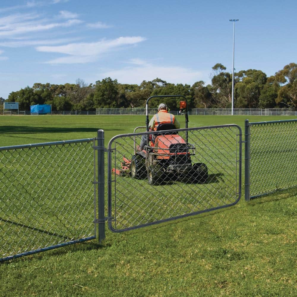 https://images.thdstatic.com/productImages/6ef9e6fb-9be8-4cac-a9a7-85b50aa6e499/svn/everbilt-chain-link-fence-gates-3283adj48eb-e1_1000.jpg