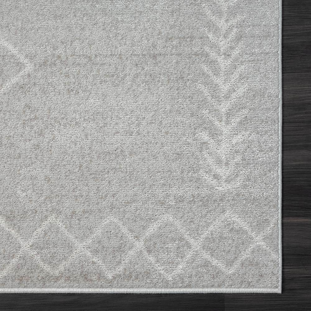 Calixta Reversible Gray Shag Area Rug 5' x 7'