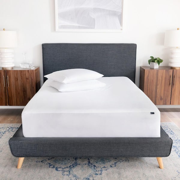 Serta Arctic Powered by REACTEX 5 x Cooling Waterproof California King Mattress Protector