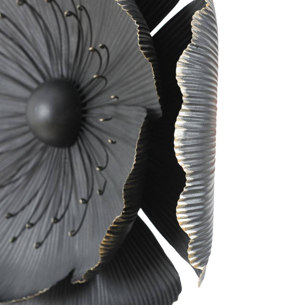 LuxenHome Black and Gold Metal Flower Wall Sculptures Set