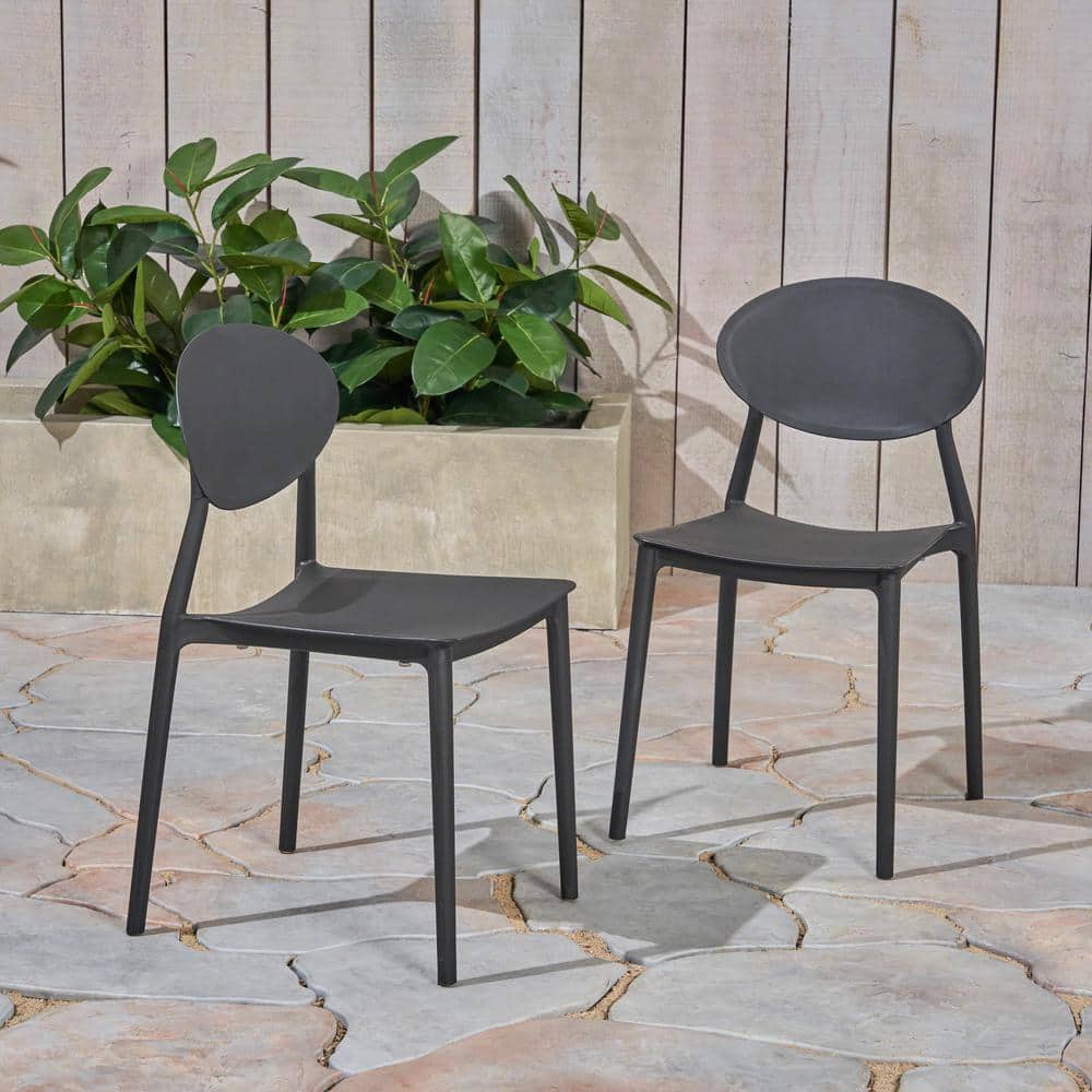 2-Piece Plastic Outdoor Lounge Chairs for Patio Garden Backyard Pool, White