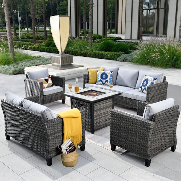 HOOOWOOO Chelan Gray 5-Piece Wicker Outdoor Patio Conversation Sofa ...