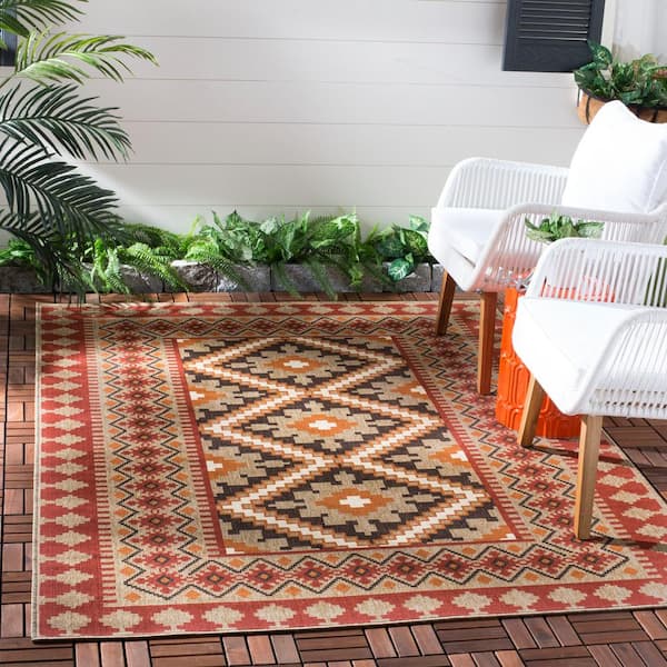 Veranda Red/Natural 7 ft. x 7 ft. Square Border Indoor/Outdoor Patio  Area Rug
