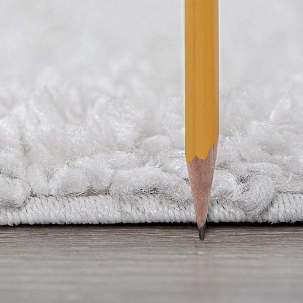 Soho Shag Solid Color White 9 ft. x 12 ft. Indoor Area Rug