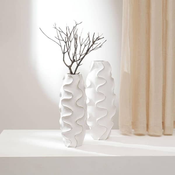 GOGEXX 17.5 in. White Natural Wood Handcrafted Decorative Round Vase, Sustainable Rustic Flower Holder for Home & Office Decor