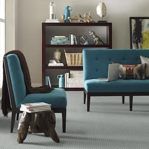 Exquisite - Celadon - Green 39.3 oz. Nylon Pattern Installed Carpet