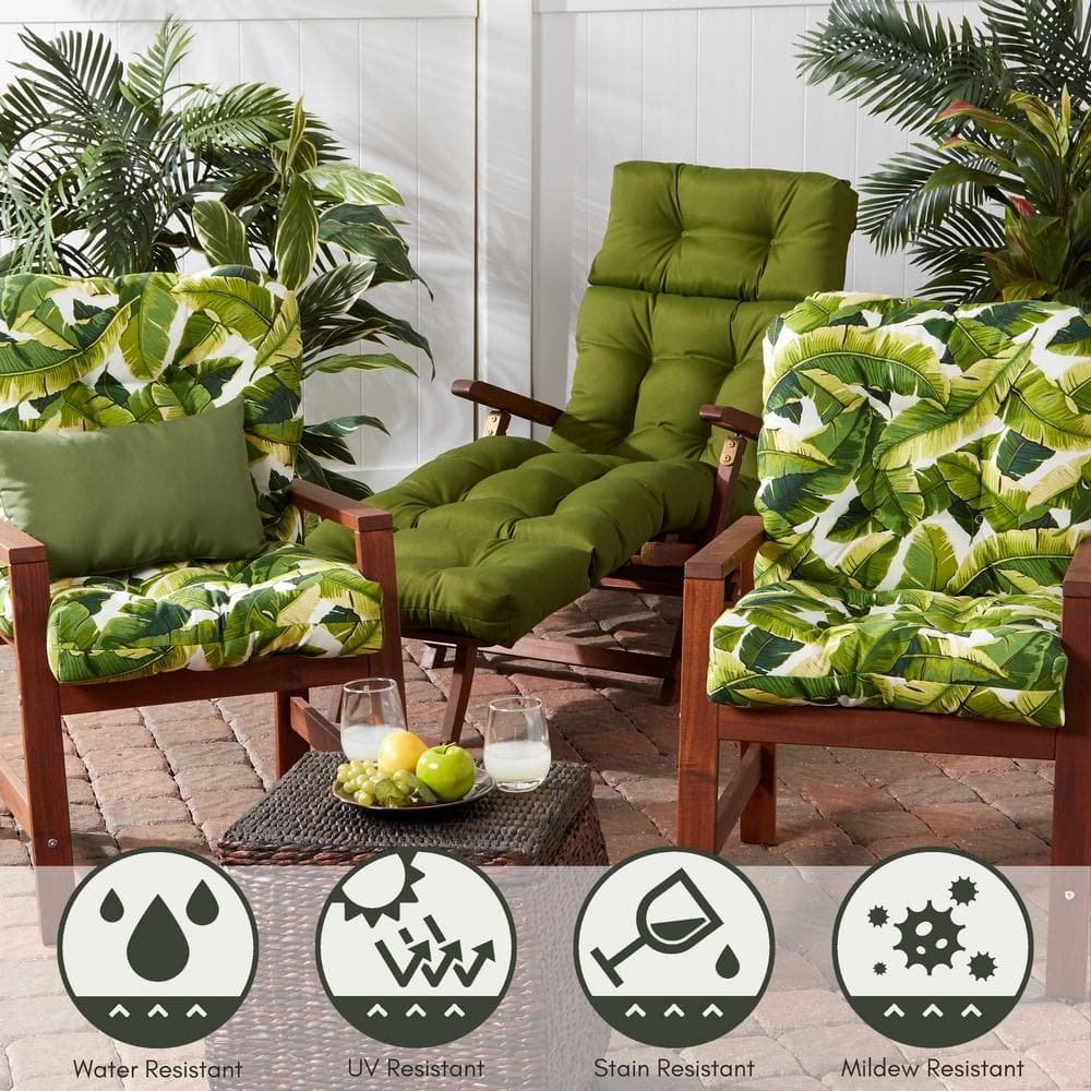 Palm Leaves Green and White Polyester Outdoor Chair Cushions Set