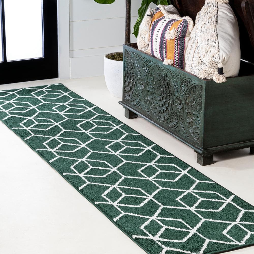 JONATHAN Y Tumbling Blocks Modern Geometric Green/White 2 ft. x 8 ft ...