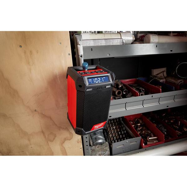 Milwaukee - M12 12-Volt Lithium-Ion Cordless Bluetooth/AM/FM Jobsite Radio Kit W/ Two 4.0 Ah Batteries , Charger & Tool Bag