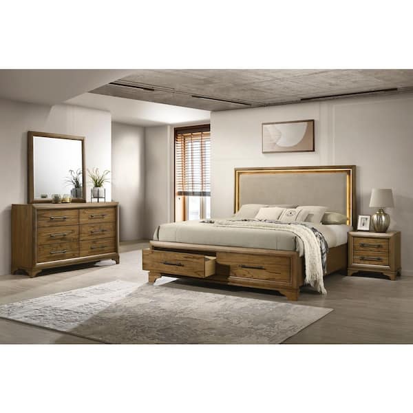 New Classic Furniture Talcott 4-Piece Honey Wood Cal King Bedroom Set with Nightstand