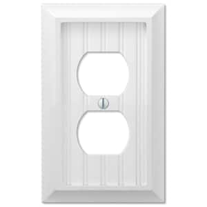 Cottage 1-Gang White Duplex Outlet BMC Wood Wall Plate