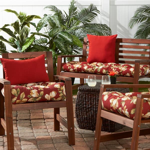 Red floral patio online cushions